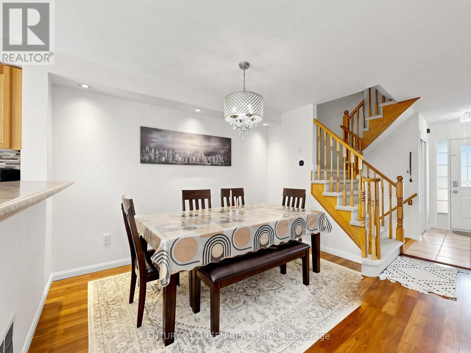 821 BENNETT BOULEVARD - 9