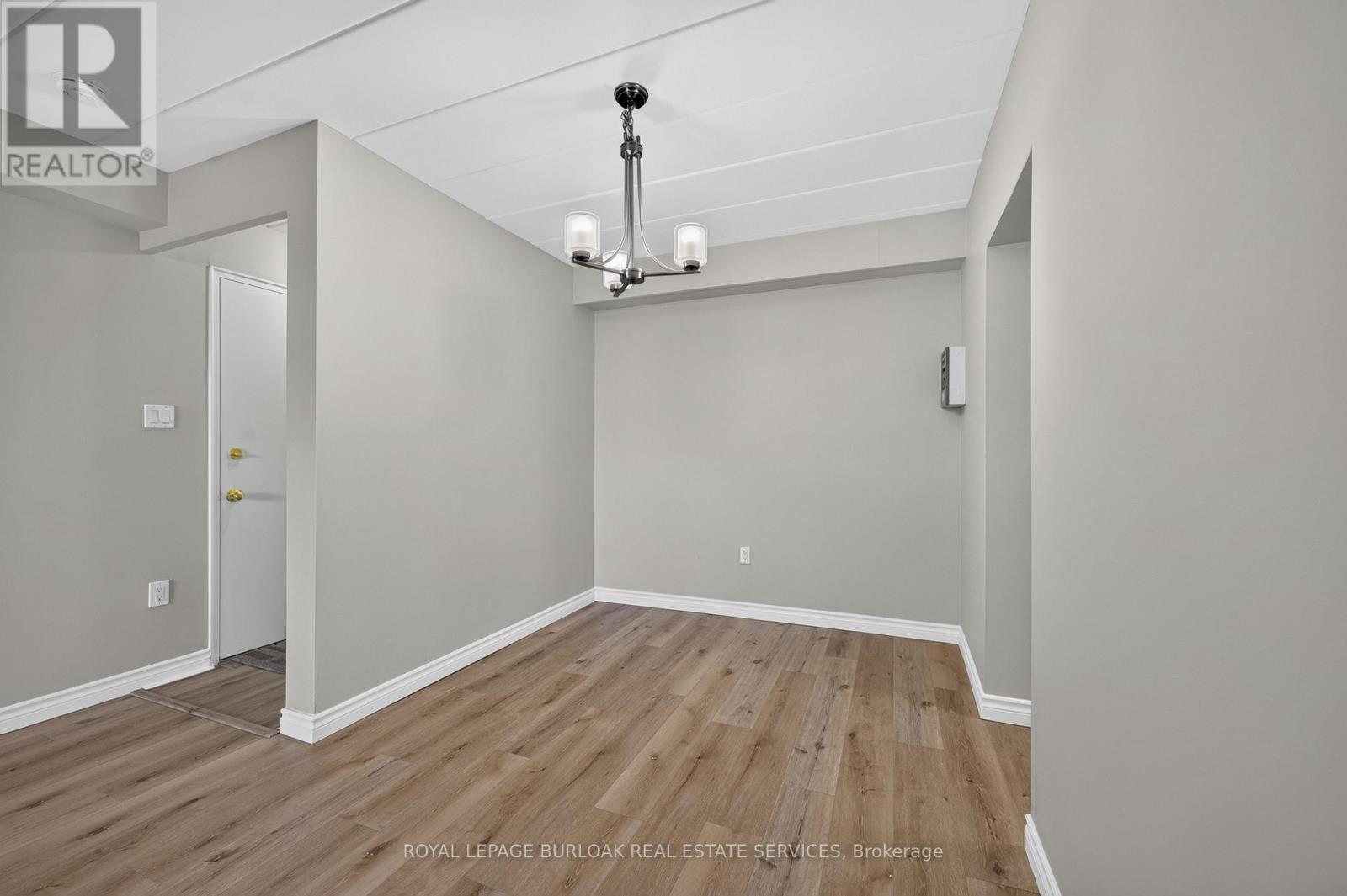 1- 2420 New Street, Burlington, ON photo 12
