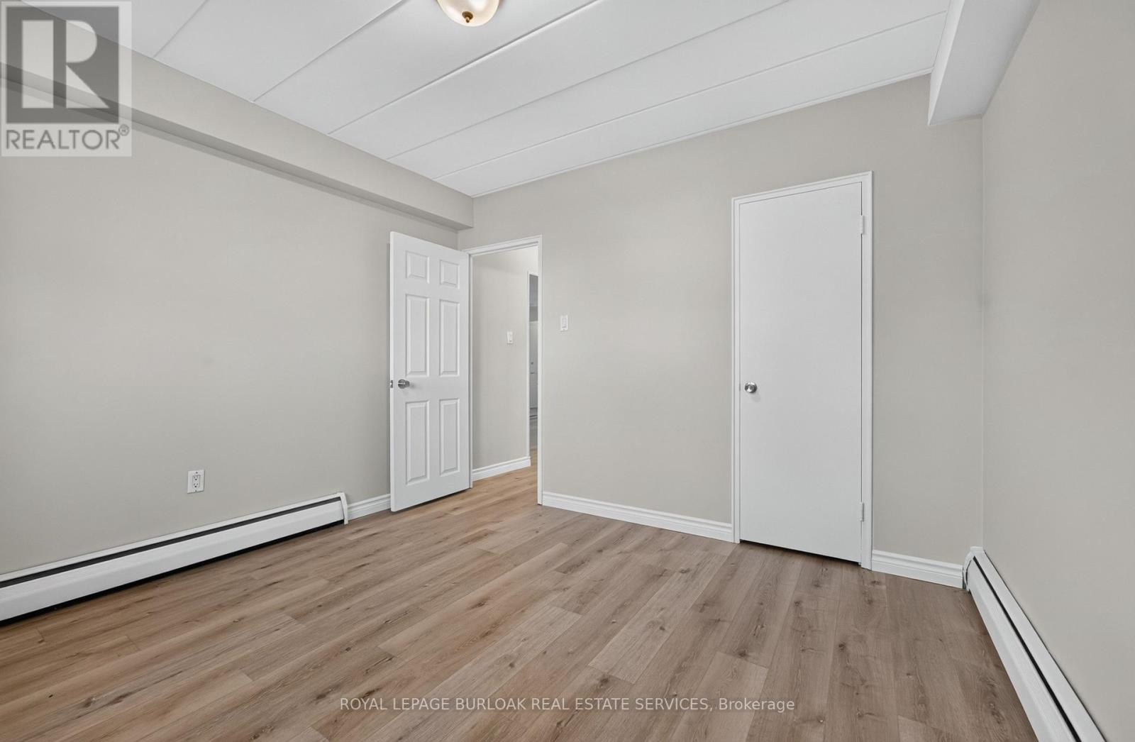 1- 2420 New Street, Burlington, ON photo 20
