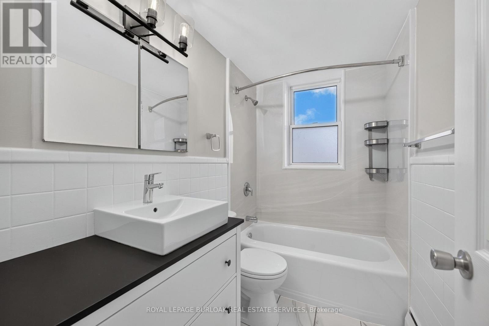 1- 2420 New Street, Burlington, ON photo 21