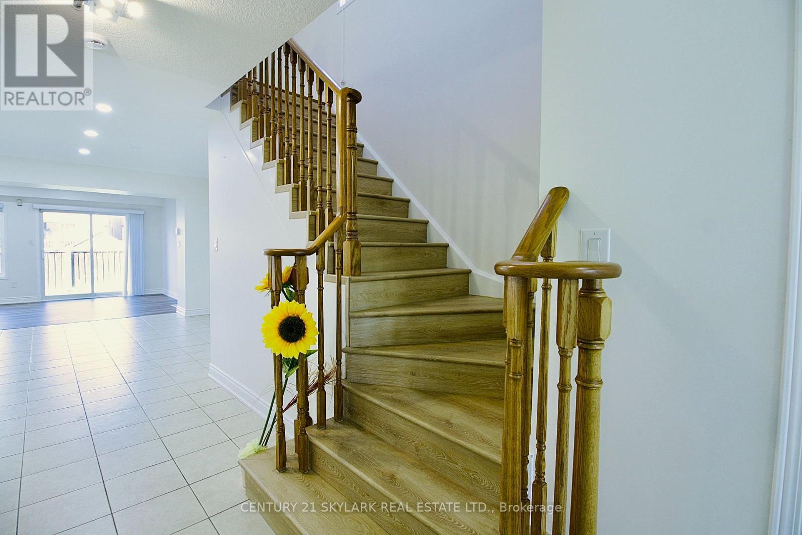 61 Lightcatcher Circle, Brampton, ON photo 11
