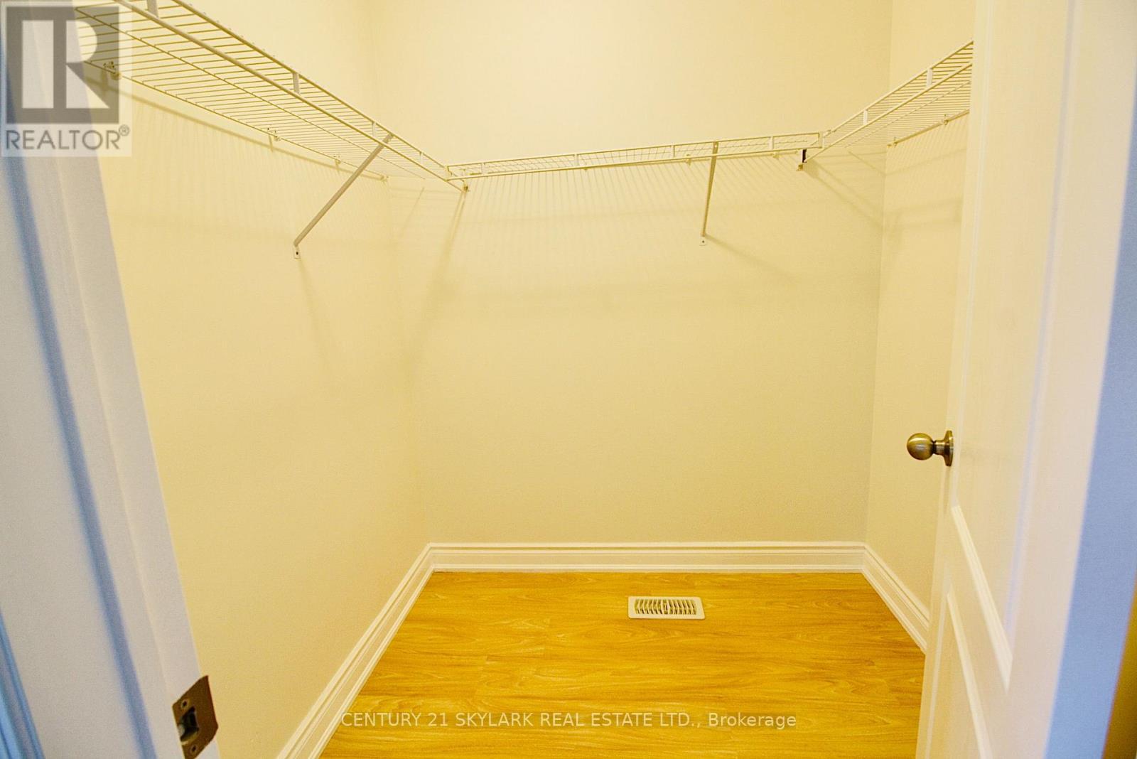 61 Lightcatcher Circle, Brampton, ON photo 17