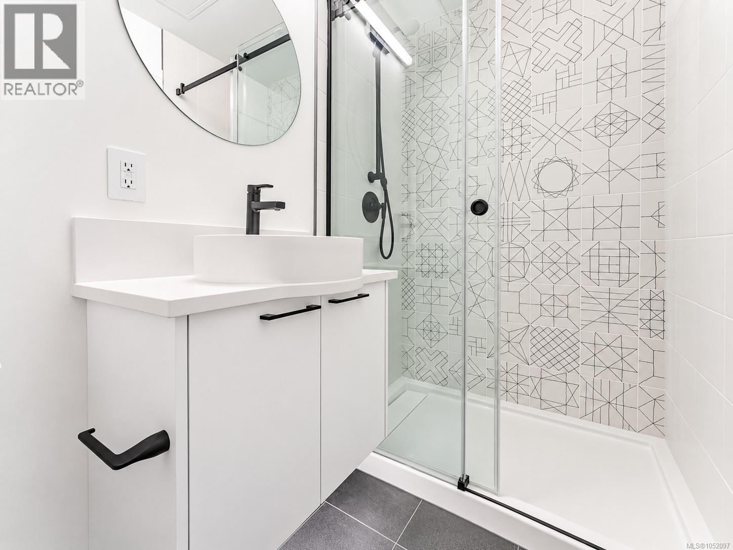 609 1075 Tillicum Road, Esquimalt