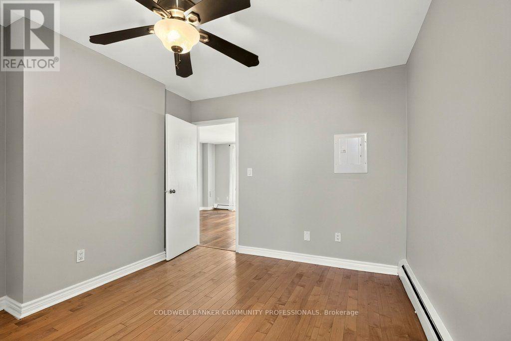 1003- 141 Catharine Street South, Hamilton, ON photo 18