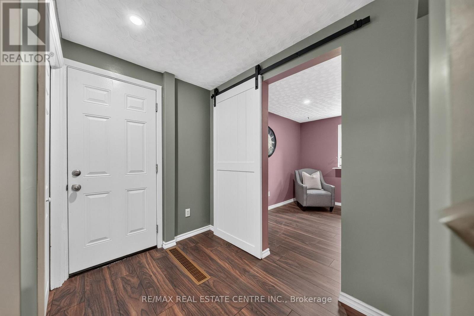 33 Shadywood Crescent, Kitchener, ON photo 26