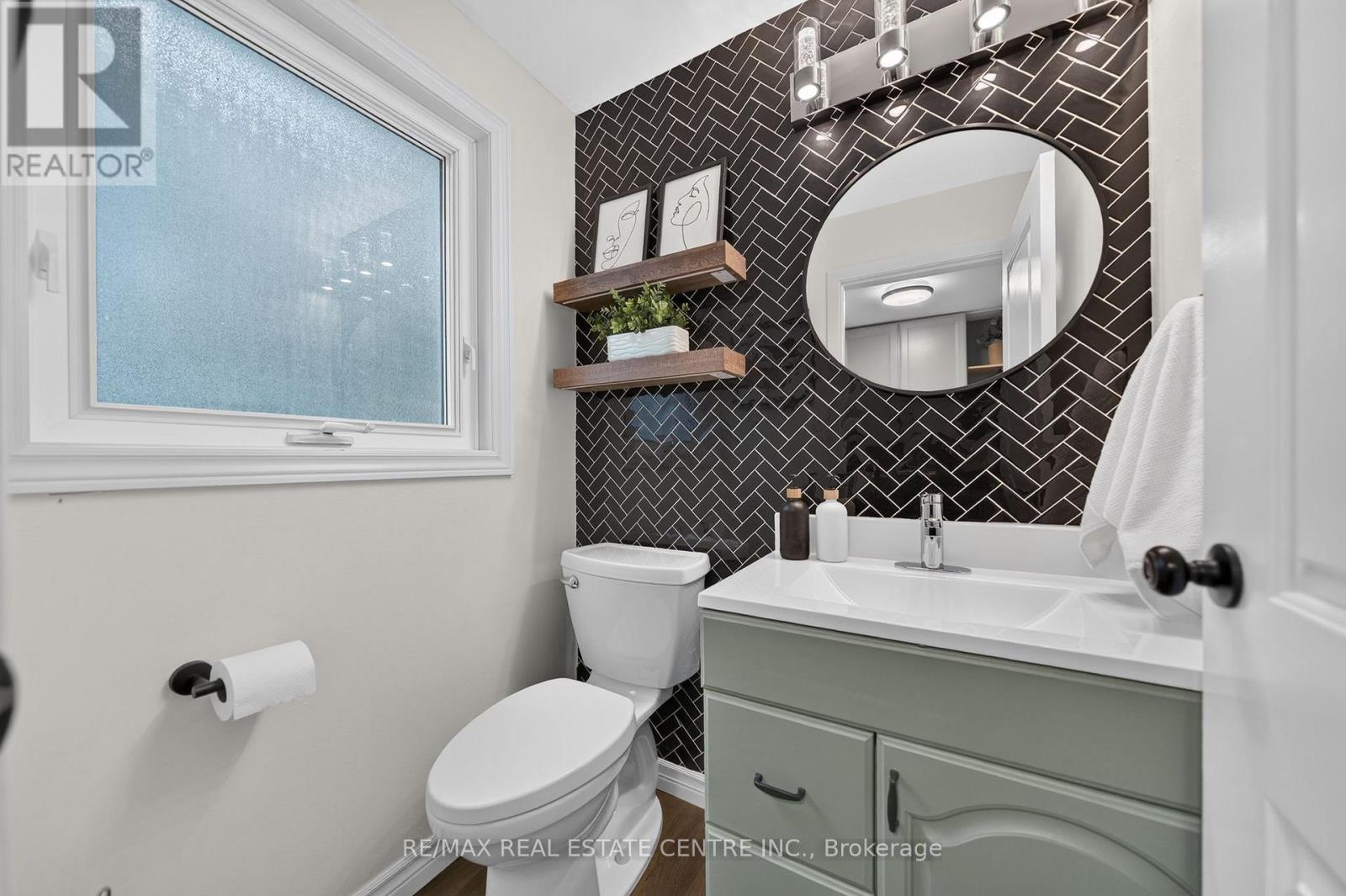 33 Shadywood Crescent, Kitchener, ON photo 30