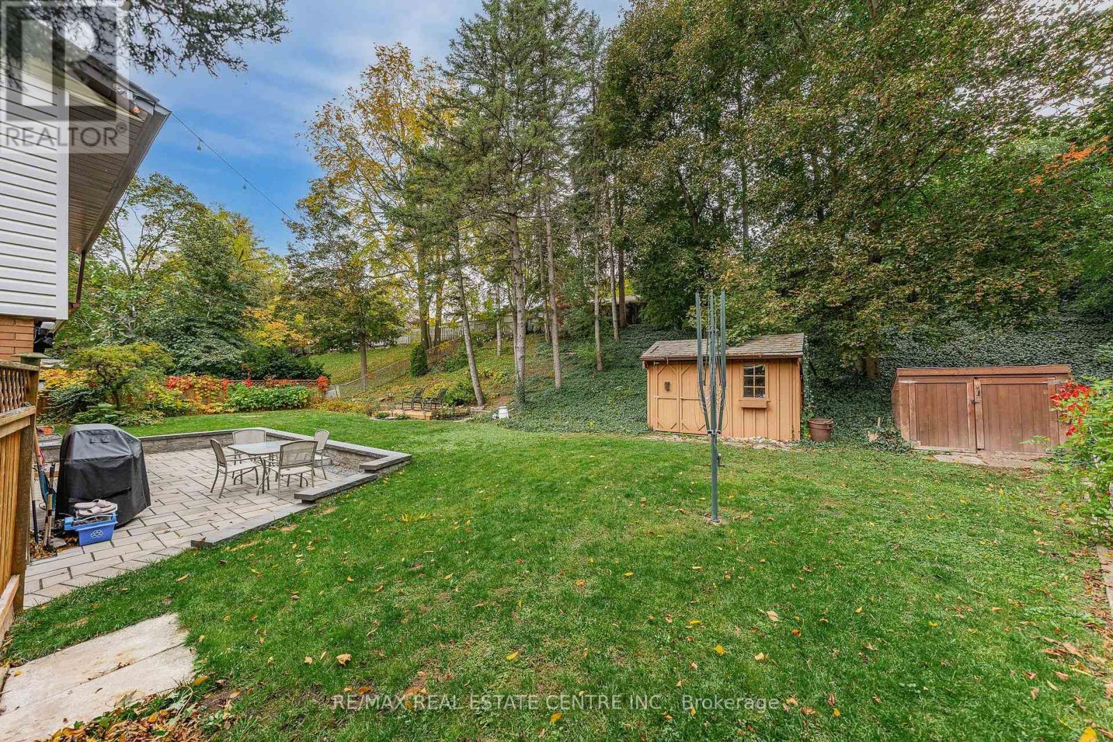33 Shadywood Crescent, Kitchener, ON photo 36