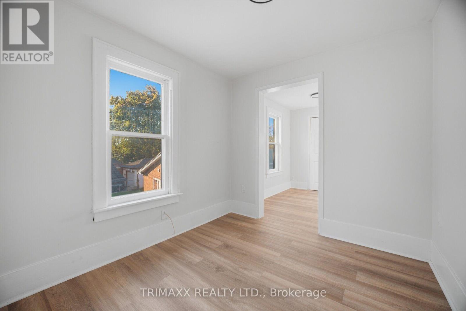 28 Fifth Street, Welland, ON photo 14