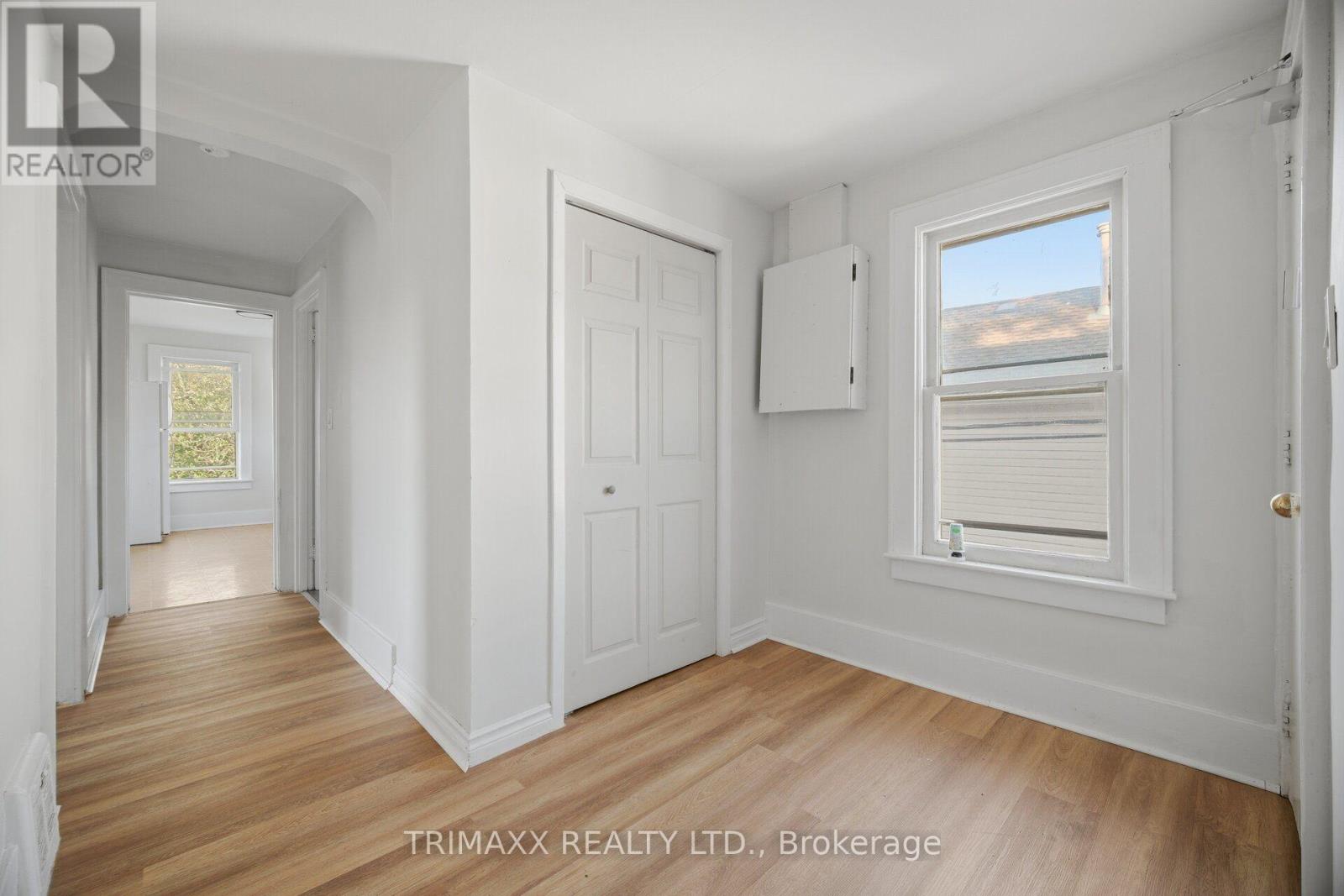 28 Fifth Street, Welland, ON photo 6