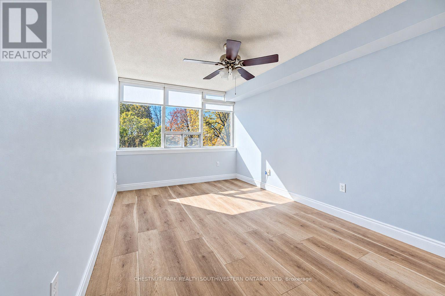 604- 3227 King Street East, Kitchener, ON photo 17