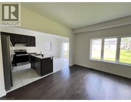 Dining room - 6 Stauffer Road, Brantford, ON N3V0B1 Photo 8