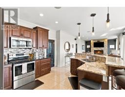 13 Cordelia Crescent thumbnail 15