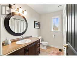 13 Cordelia Crescent thumbnail 32
