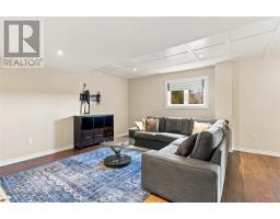 13 Cordelia Crescent thumbnail 35