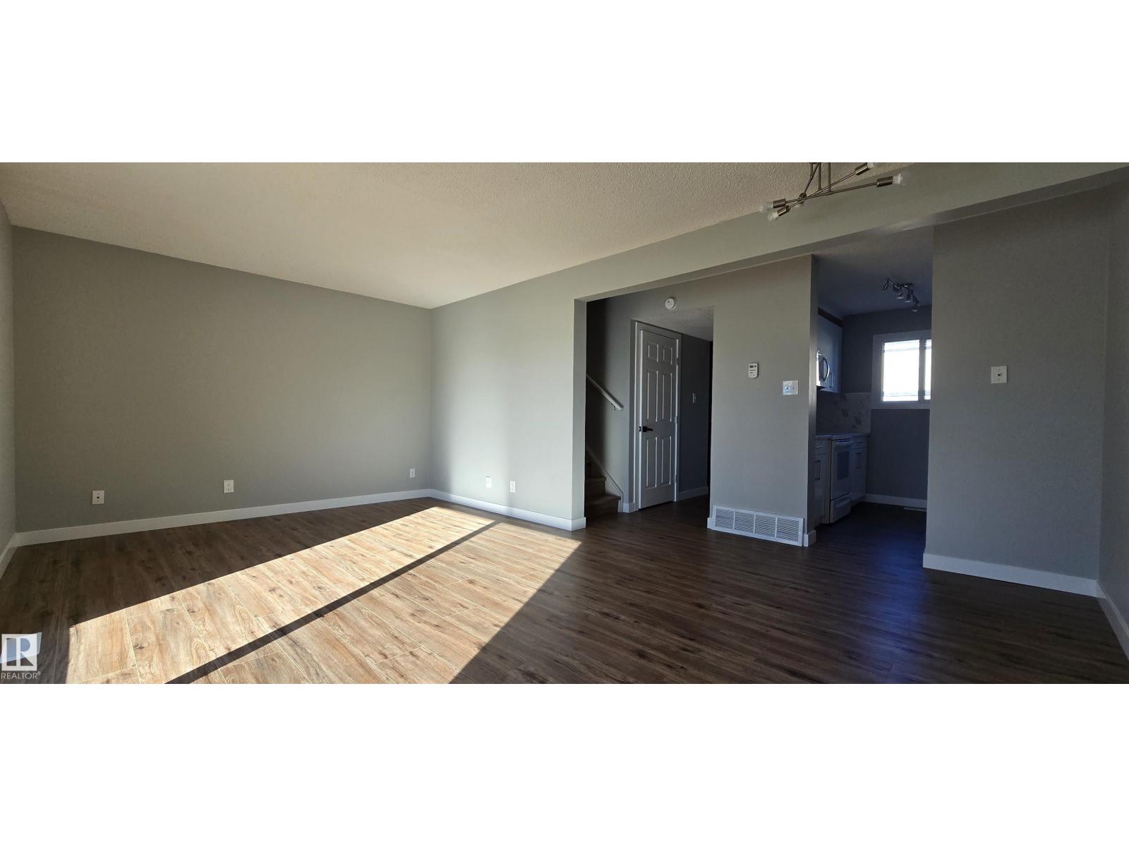 11430 139 Avenue NW, photo 6