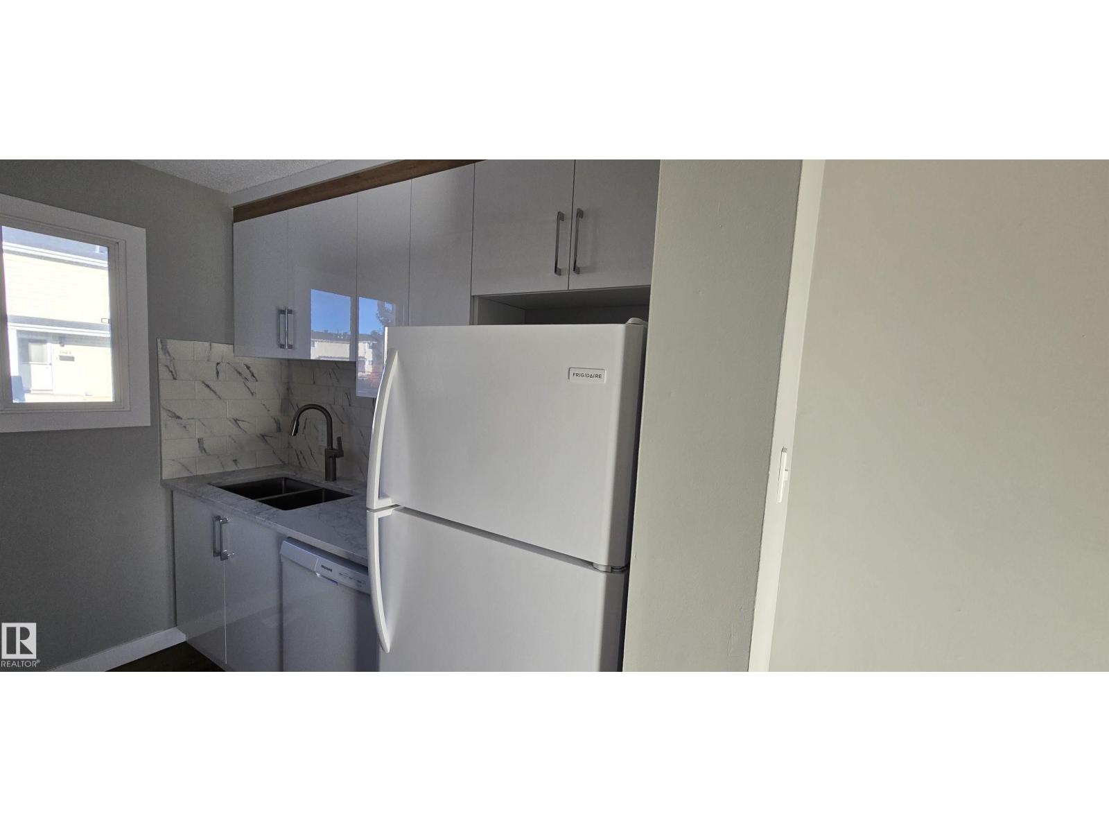 11430 139 Avenue NW, photo 12