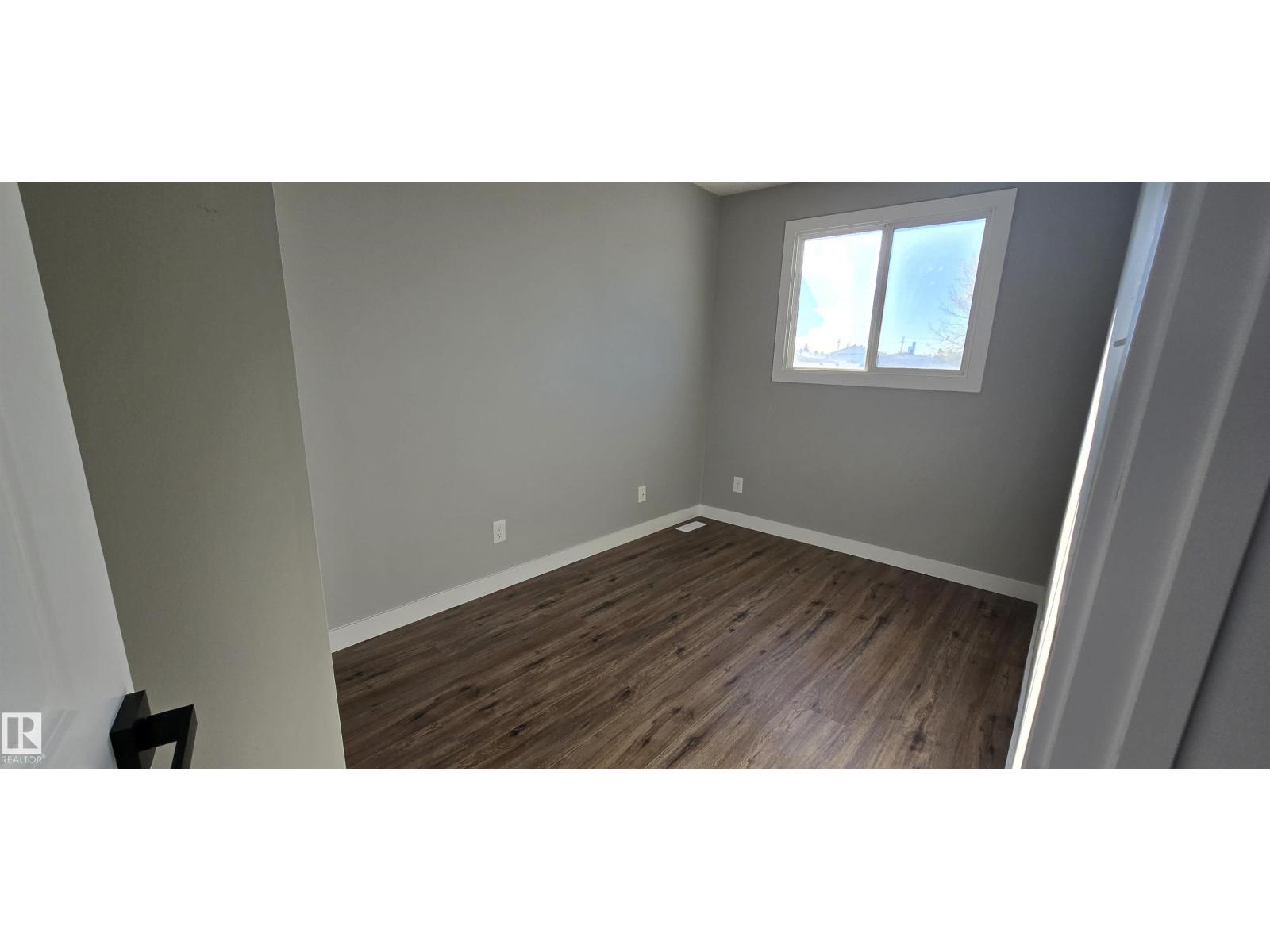 11430 139 Avenue NW, photo 22