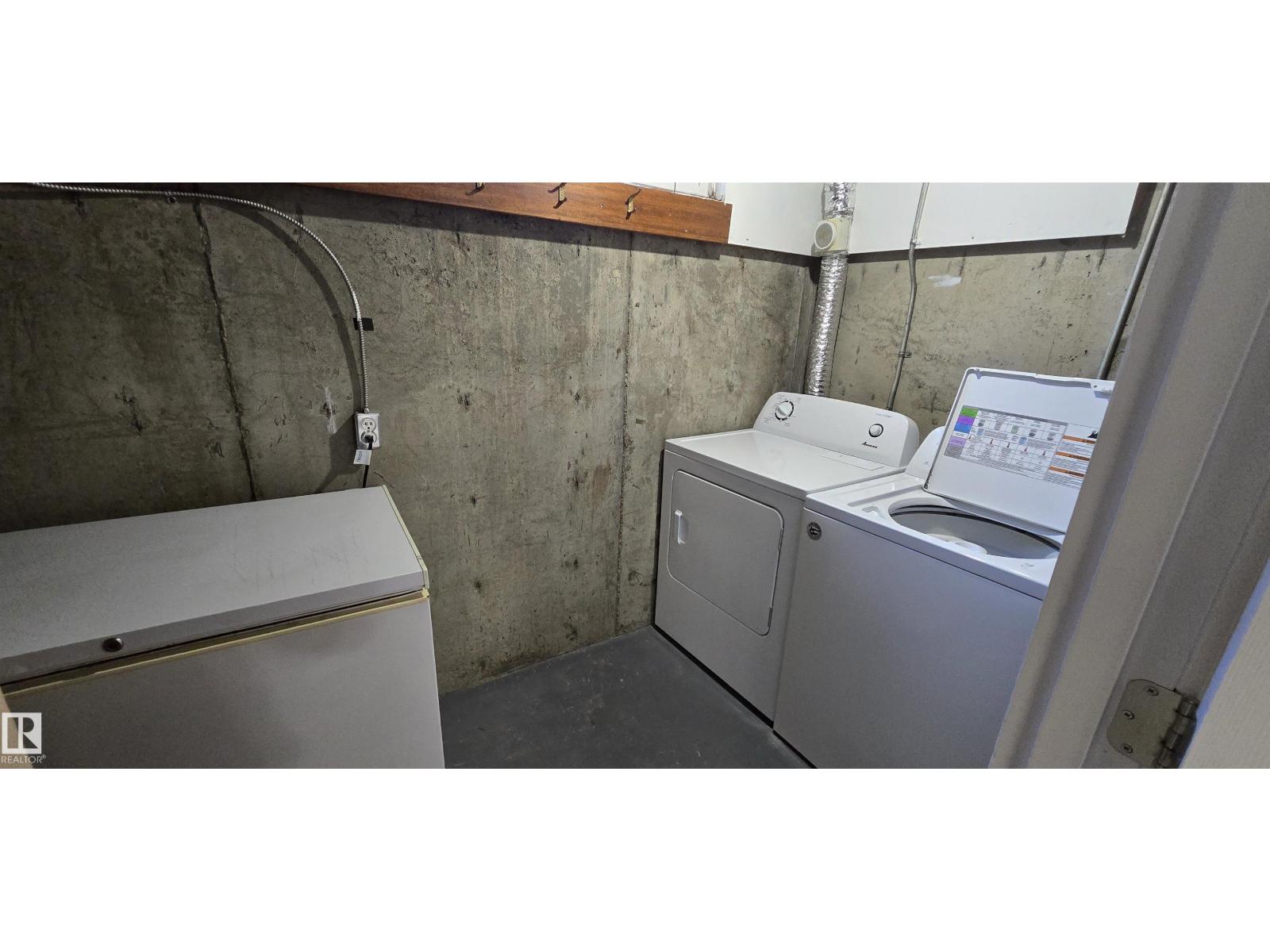 11430 139 Avenue NW, photo 32