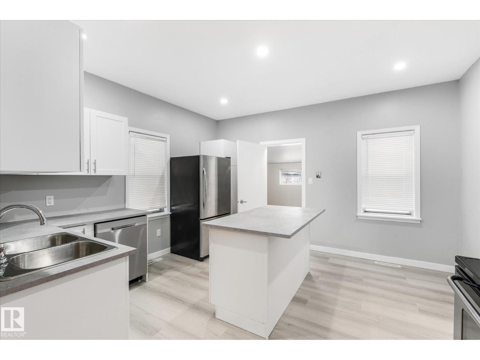 4909 50 ST, Legal — photo 10