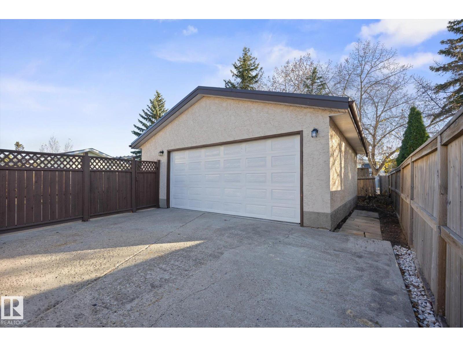 14107 114 ST NW, Edmonton — photo 34
