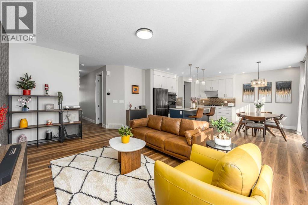 20 Carringham Heights NW, Calgary — photo 10