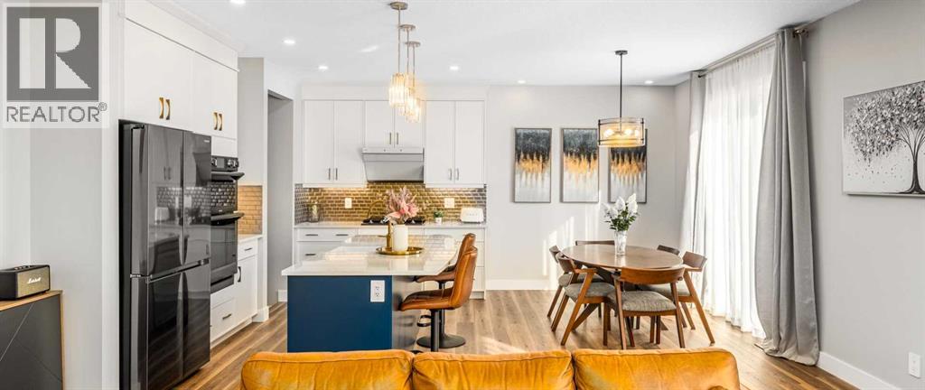 20 Carringham Heights NW, Calgary — photo 4