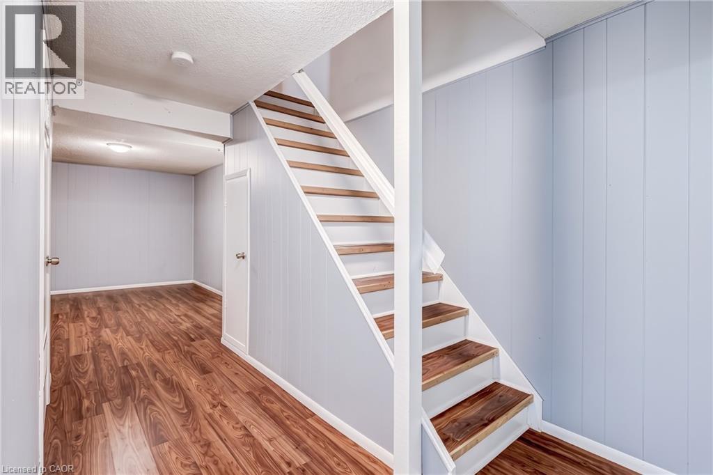 2713 ANDORRA Circle - 35