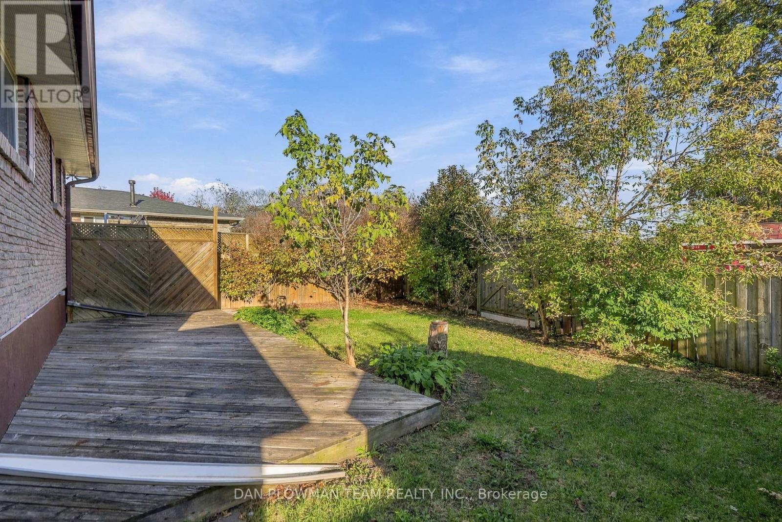 229 Phillip Murray Avenue, Oshawa, ON photo 34