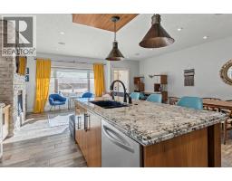 4pc Bathroom - 535 21 Avenue Nw, Calgary, AB T2M1J8 Photo 8