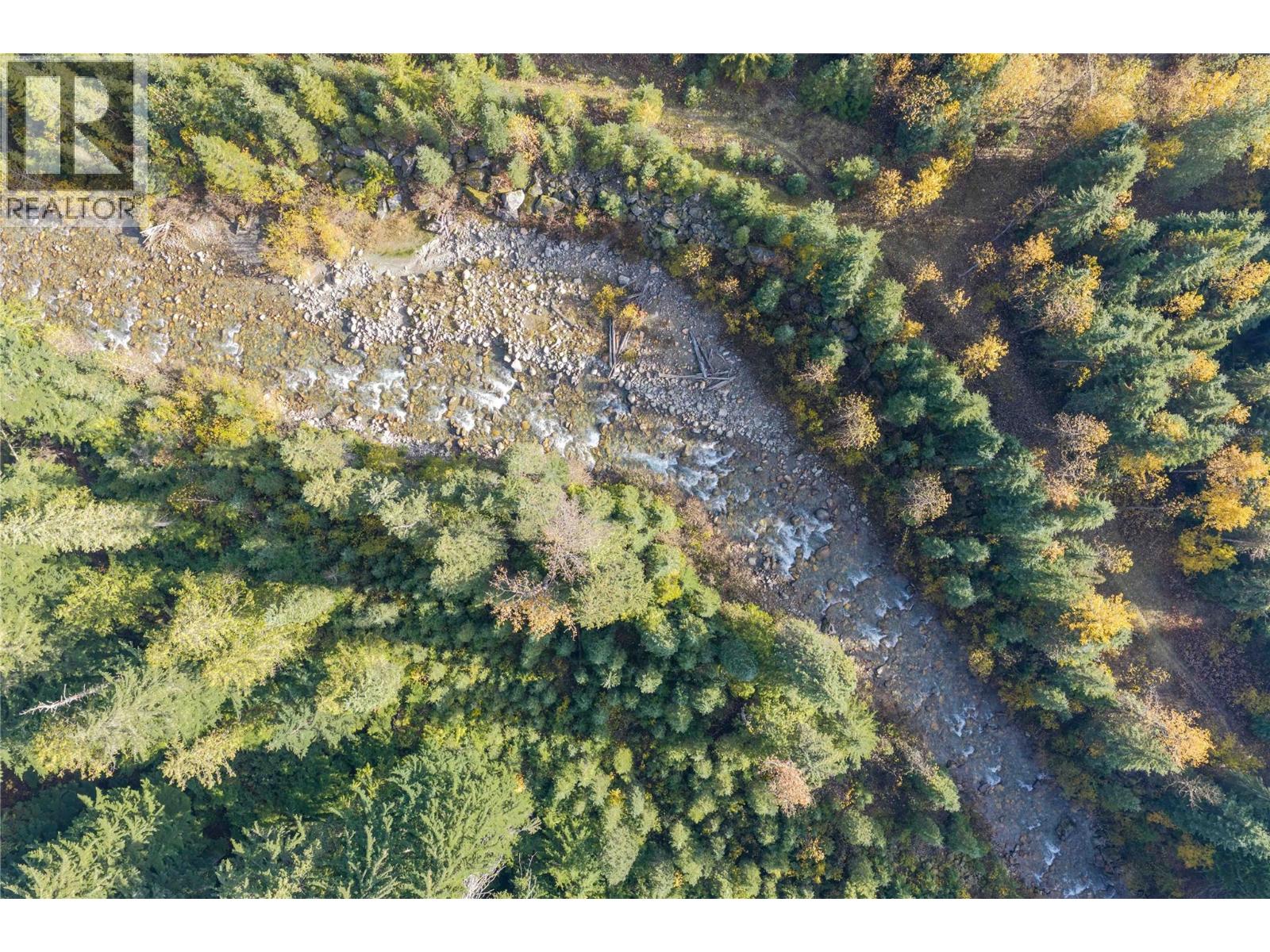 6960 Waverly Trail, Revelstoke - Image 1