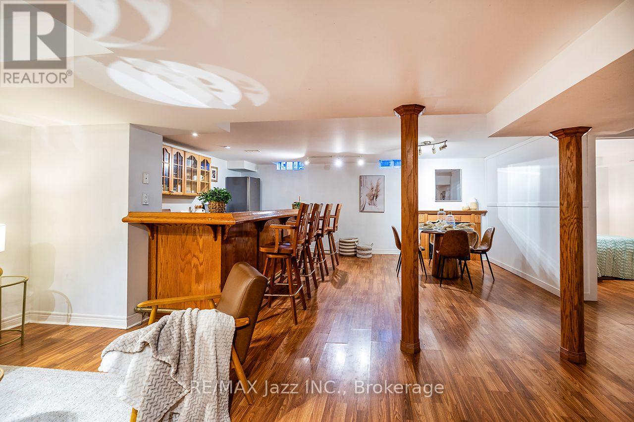 1296 Ravencliffe Court, Oshawa, ON photo 25