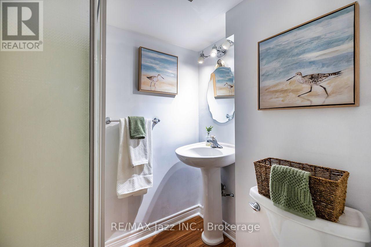 1296 Ravencliffe Court, Oshawa, ON photo 31