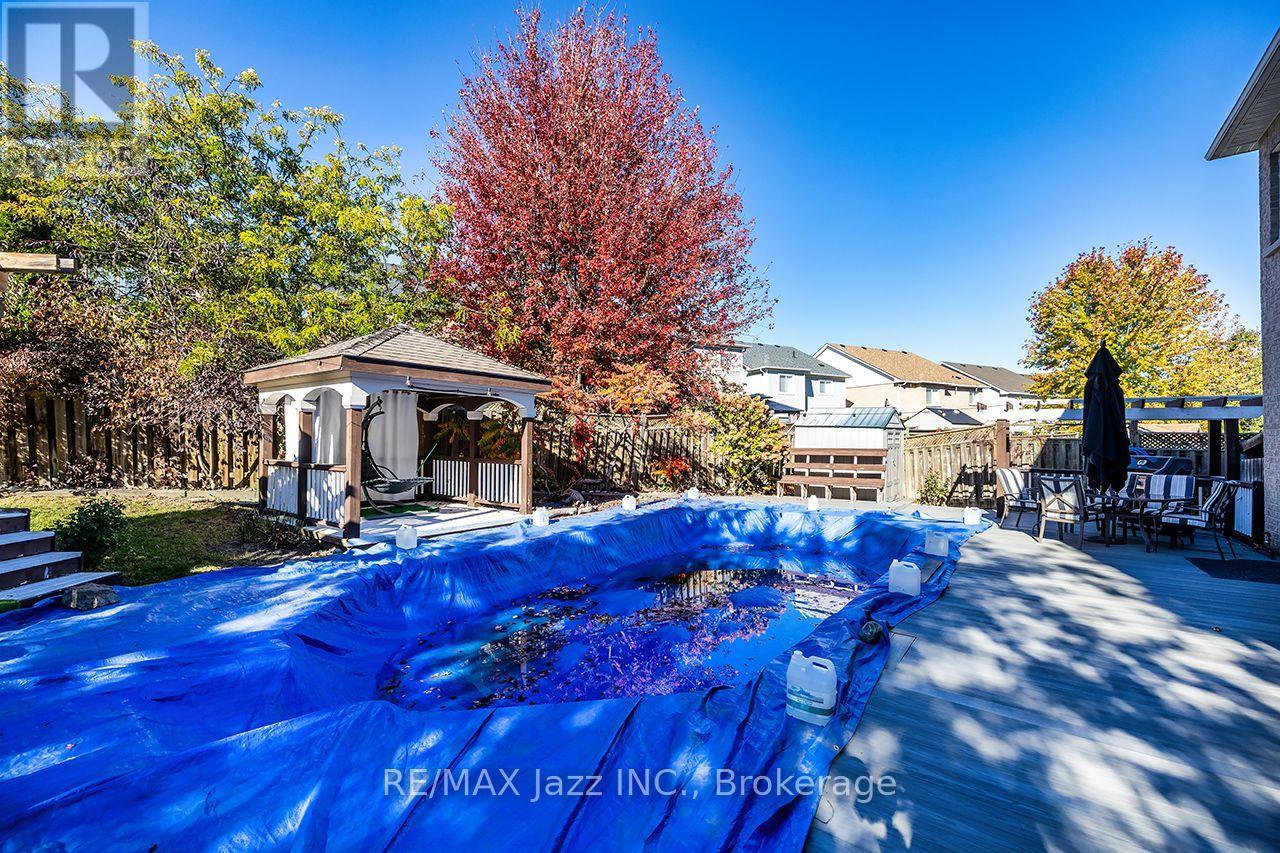 1296 Ravencliffe Court, Oshawa, ON photo 35