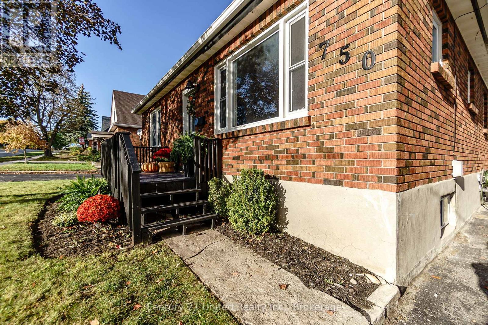 750 Curtis Road, Peterborough, ON photo 3