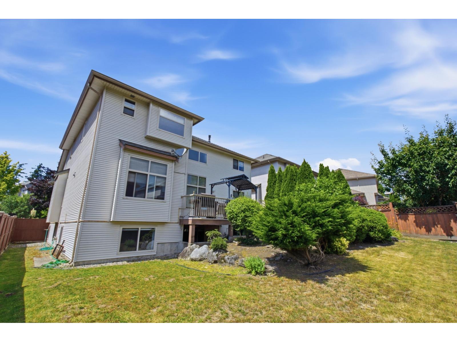 Photo of 5818 167A STREET 3