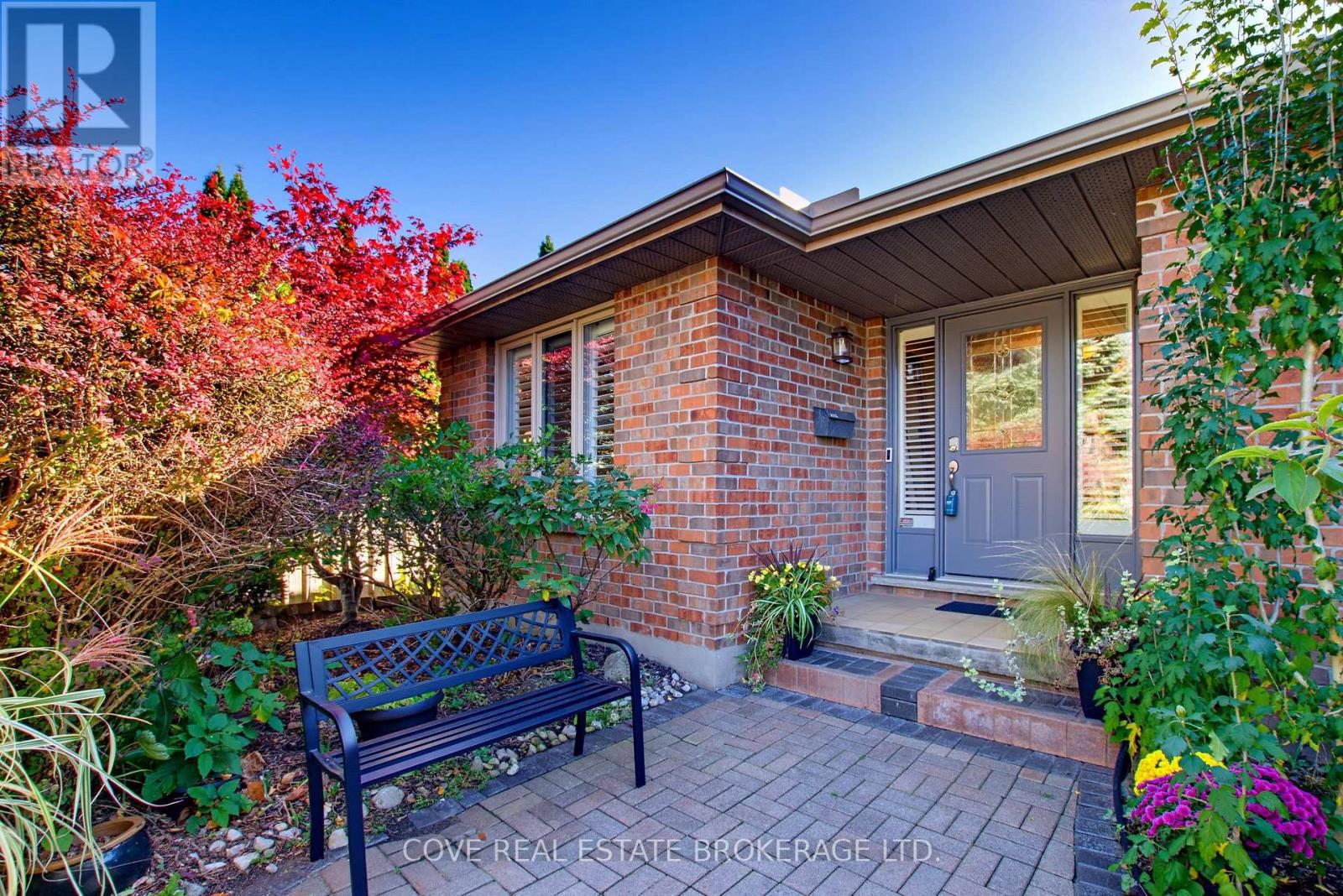 91 Sunnyside photo 2