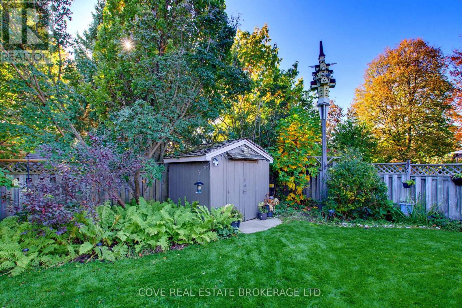 91 SUNNYSIDE DRIVE - 44