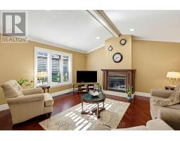 Living room - 91 Sunnyside Drive, London North, ON N5X3M4 Photo 12