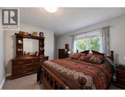 Living room - 1321 22 Avenue, Didsbury, AB T0M0W0 Photo 12