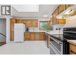 Bedroom - 5 Glenwood Crescent, Cochrane, AB T4C1H4 Photo 10