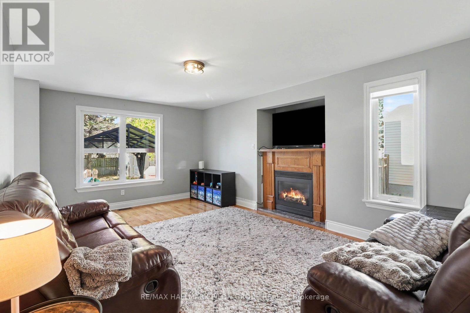 4 Bed, 4 Bath House for Sale in Ottawa – 1452 CHARLEBOIS AVENUE, Ottawa – MLS# X14107670 - Image 11