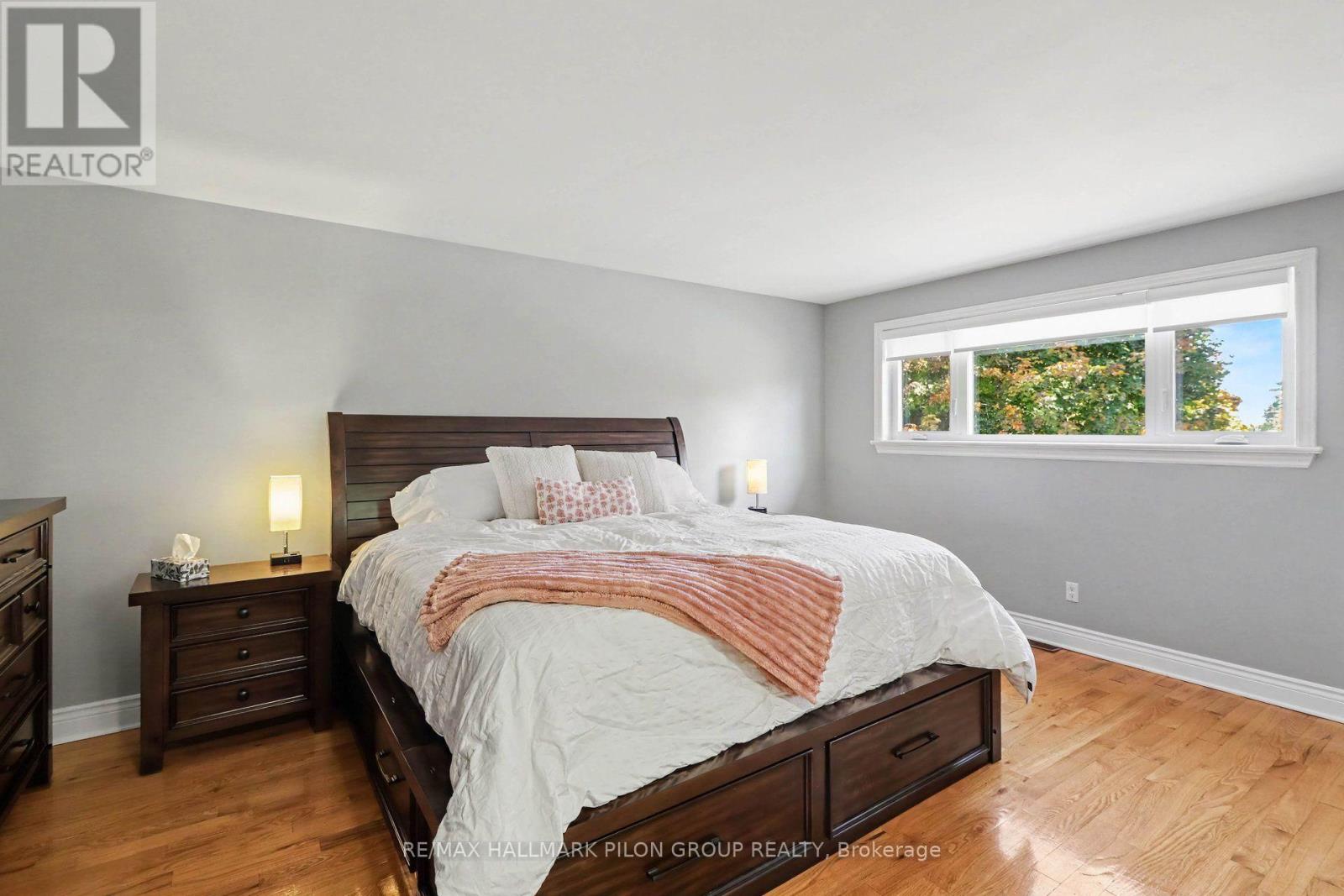 4 Bed, 4 Bath House for Sale in Ottawa – 1452 CHARLEBOIS AVENUE, Ottawa – MLS# X14107670 - Image 15