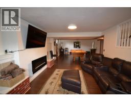 Foyer - 3944 Trepanier Heights Avenue, Peachland, BC V0H1X2 Photo 12