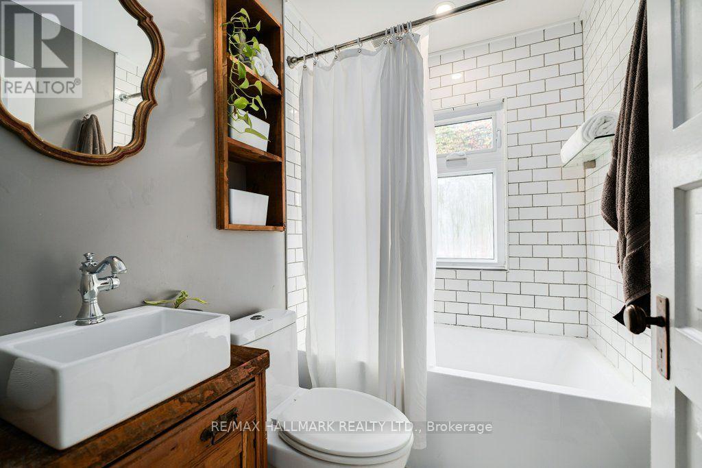502 Lansdowne Avenue, Toronto, ON photo 22