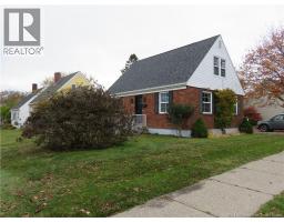 692 Dunn Avenue, photo 2