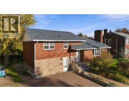 53 MacBeath Avenue, photo 3