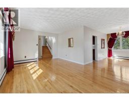 53 MacBeath Avenue, photo 5