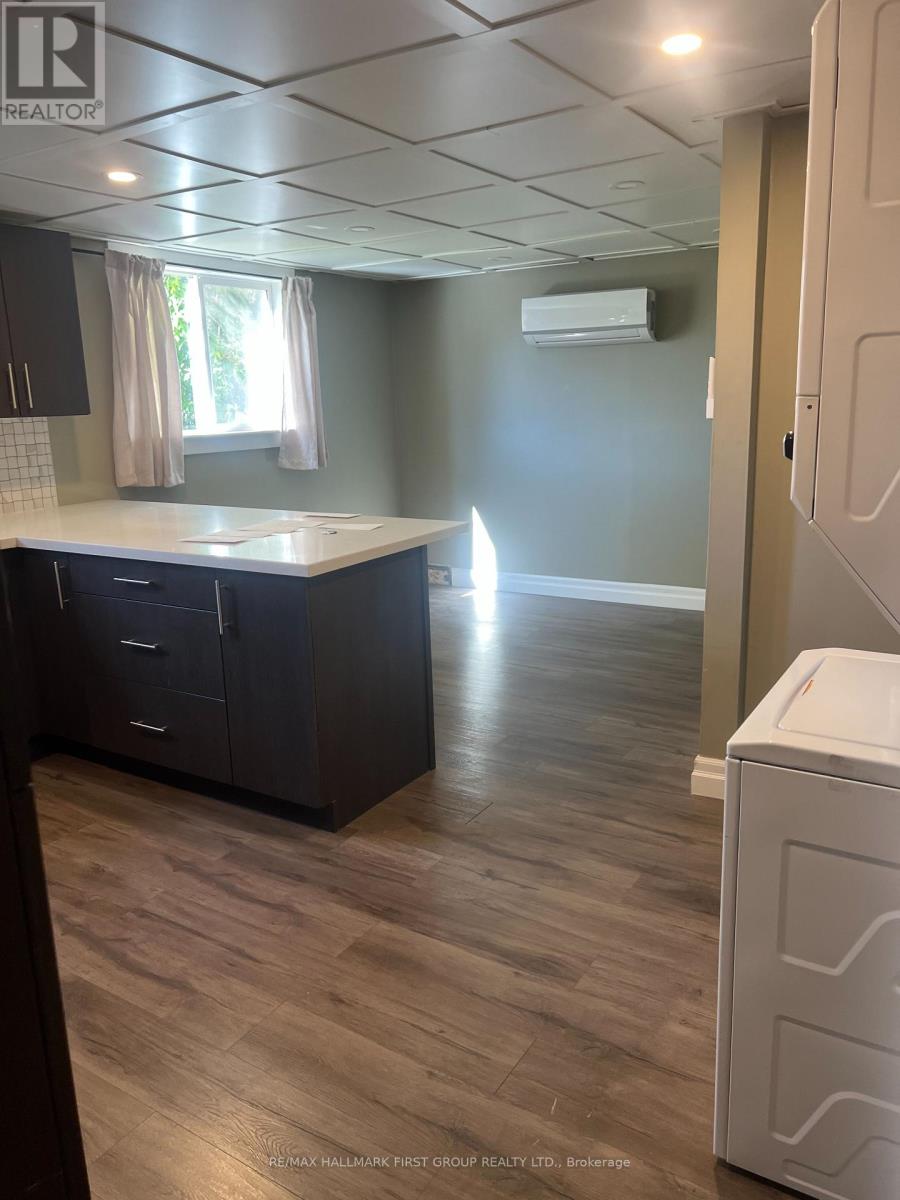 2- 100 Cromwell Avenue, Oshawa, ON photo 5