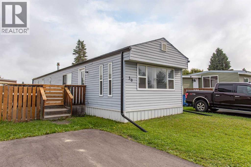 Photo of 30, 5344 76 Street, Red Deer