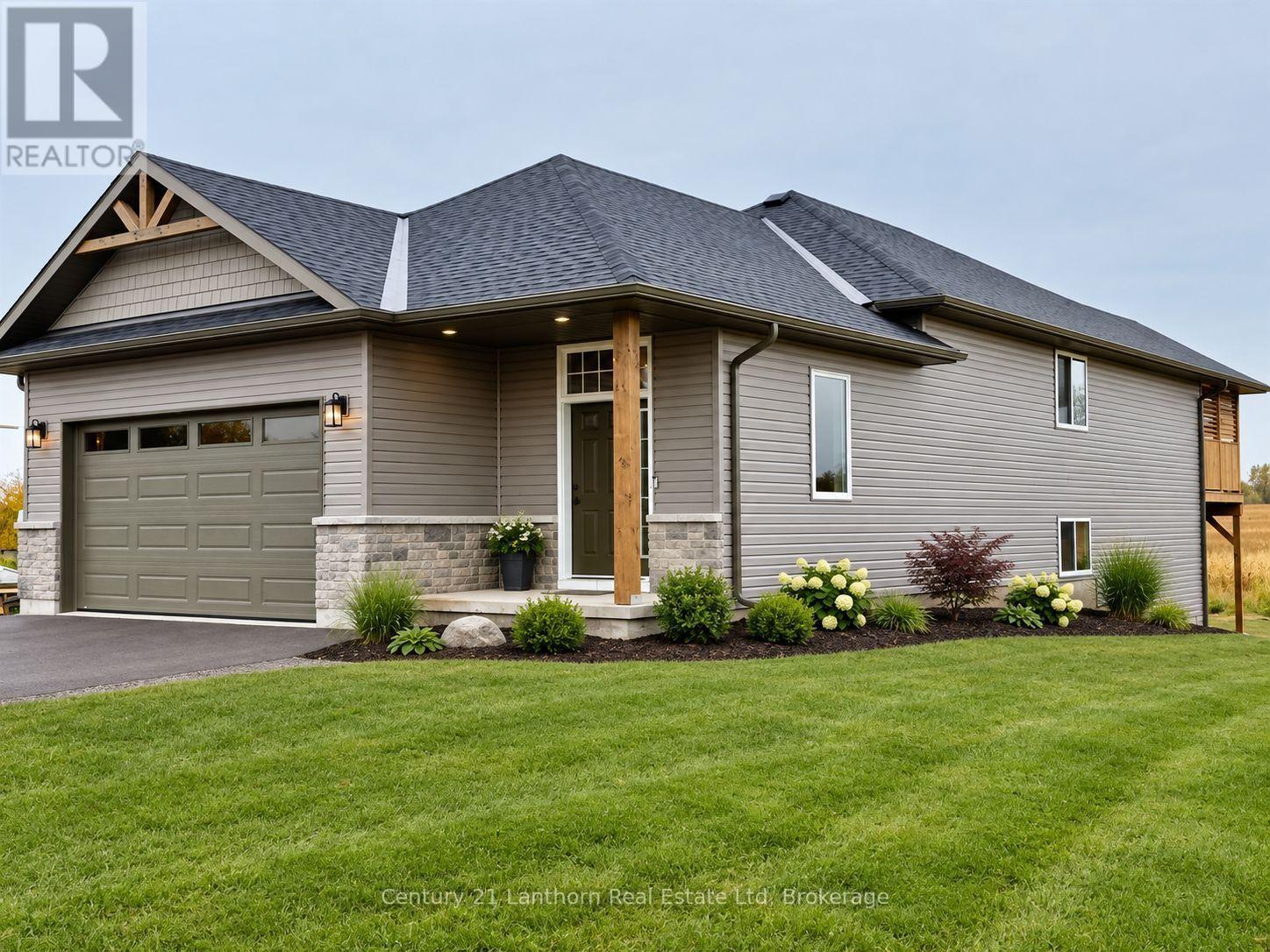 2437 North photo 2